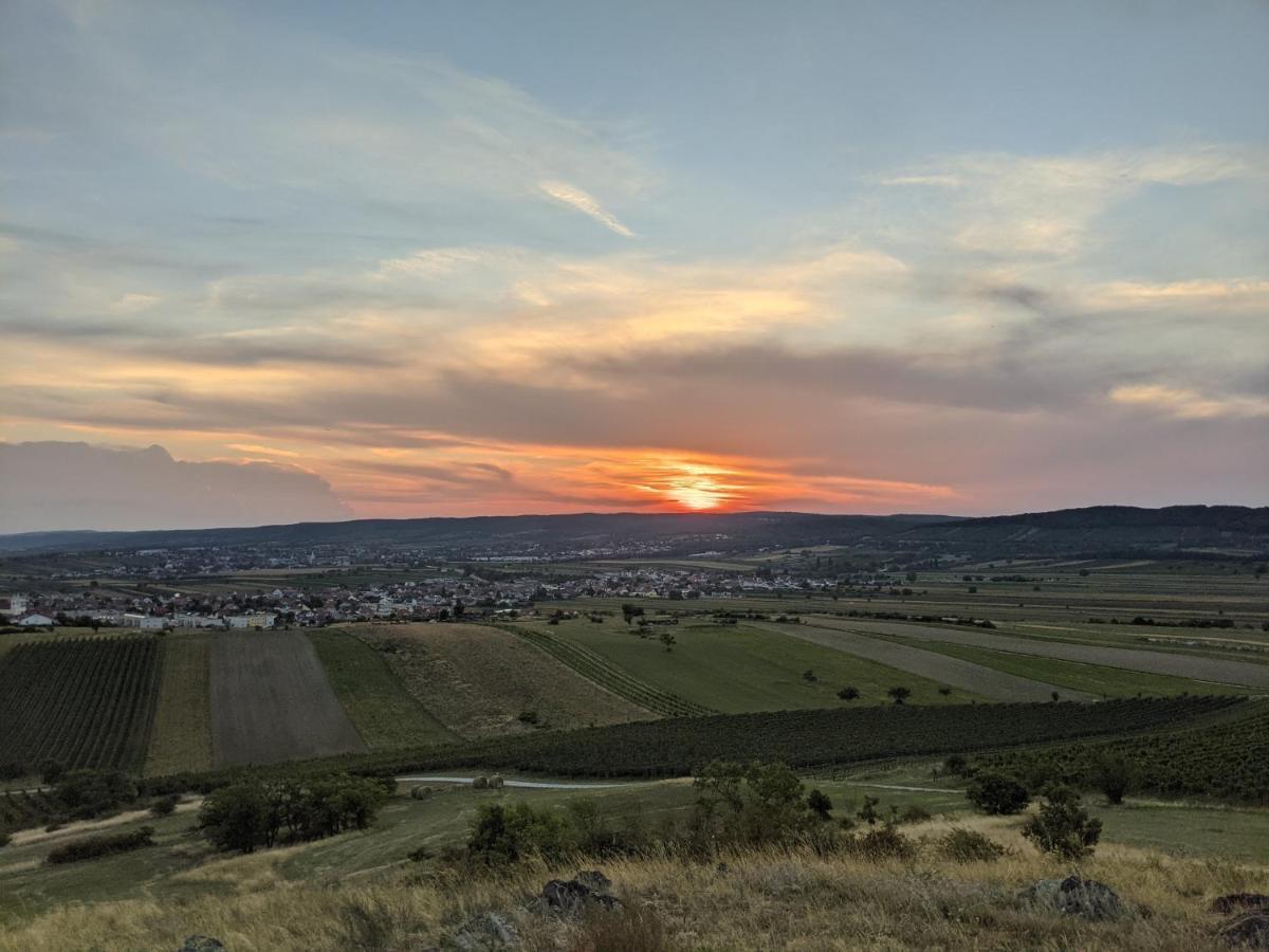 Bonito - Historischer Streckhof Schützen am Gebirge Εξωτερικό φωτογραφία